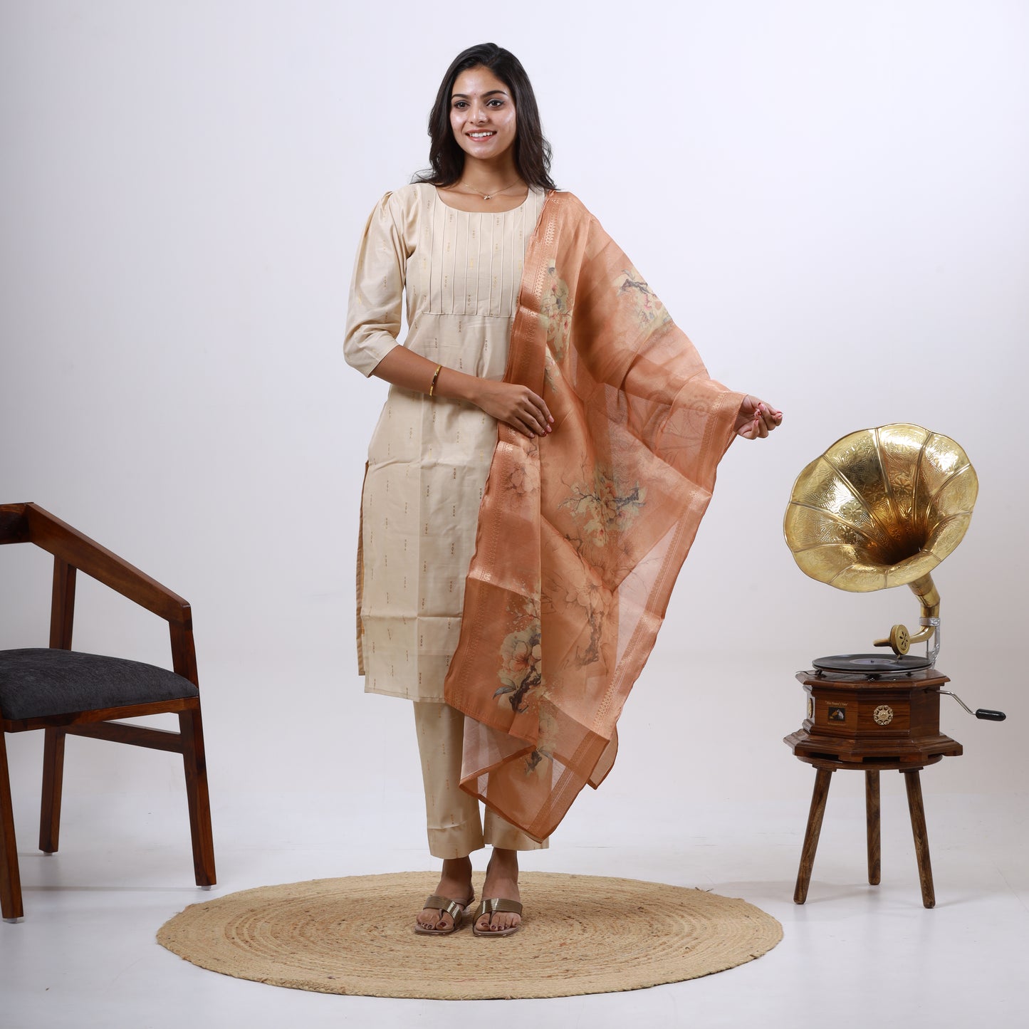 Tussar Silk Fish Butta Set(Tissue Dupatta)