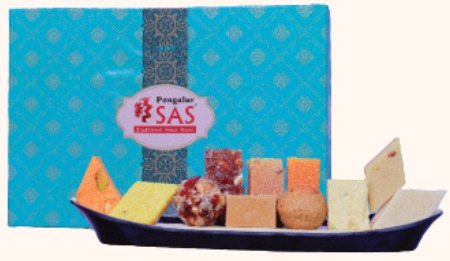 SREE ANNAPOORANIS SWEETS ROYAL TREAT GIFT BOX